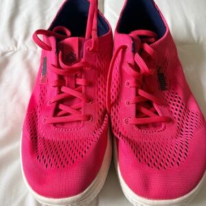 Women’s Puma mesh golf shoes.